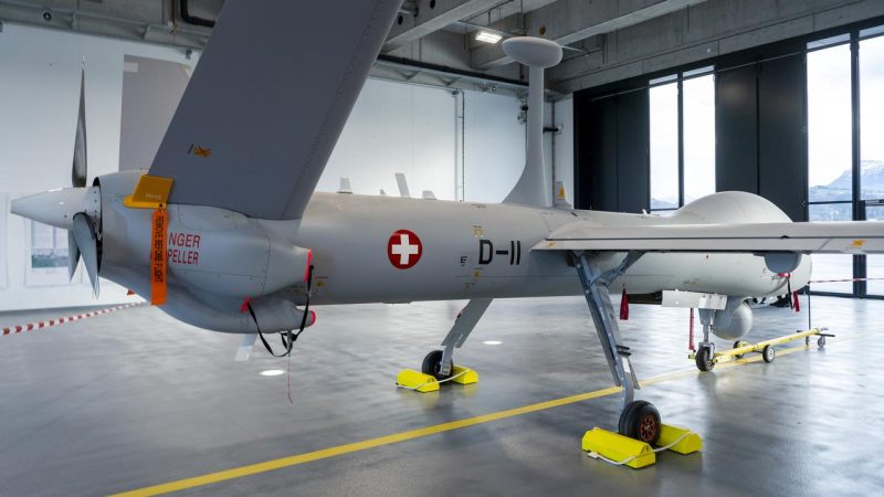 Les ONG saisissent le Tribunal fédéral pour faire annuler l’achat de drones israéliens par la Suisse