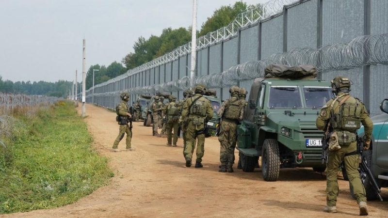 Pologne ferme ses frontières avec la Biélorussie face aux manœuvres militaires russes et biélorusses