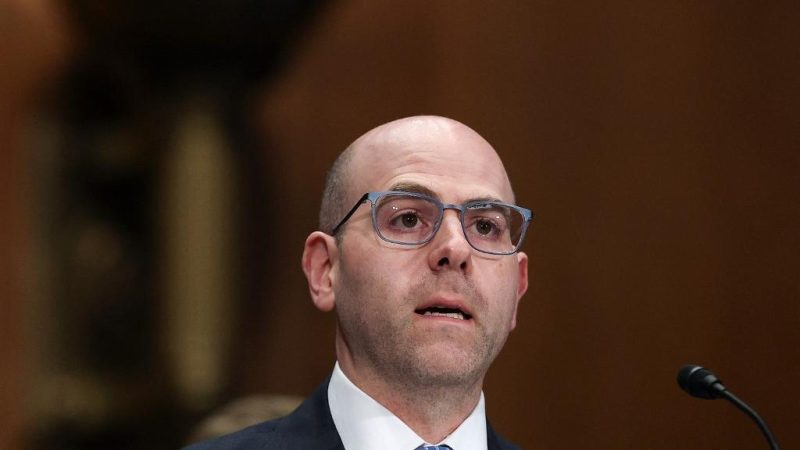 Nomination de Stephen Miran à la Fed : un proche de Donald Trump rejoint la banque centrale américaine avant une réunion cruciale