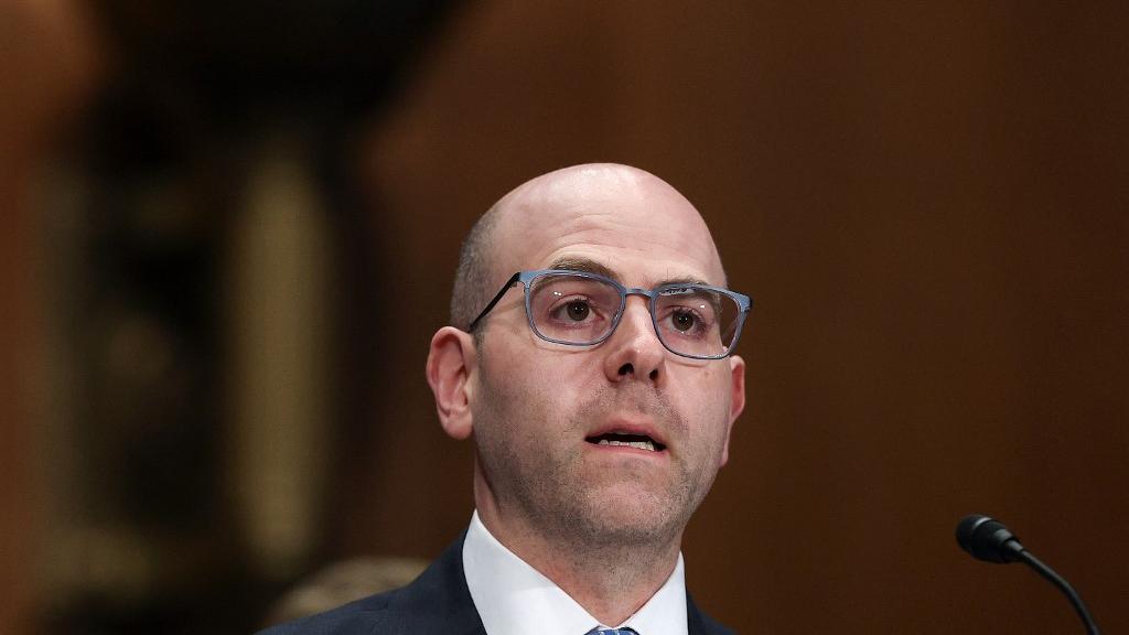 Nomination de Stephen Miran à la Fed : un proche de Donald Trump rejoint la banque centrale américaine avant une réunion cruciale