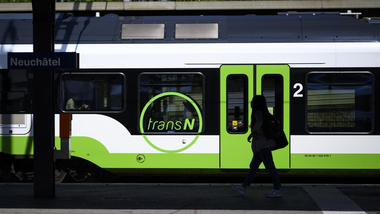 Sculpture représentant Trump crucifié exposée au centre-ville de Bâle
